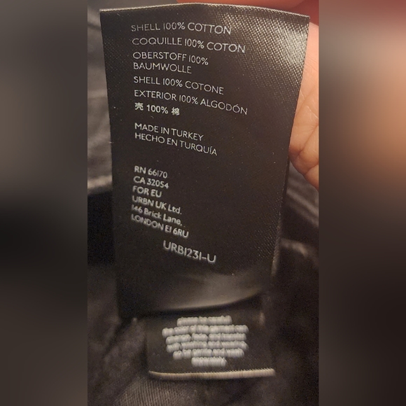 BDG Urban Outfitters - (28) Mom High Rise Jeans - Picture 8 of 9